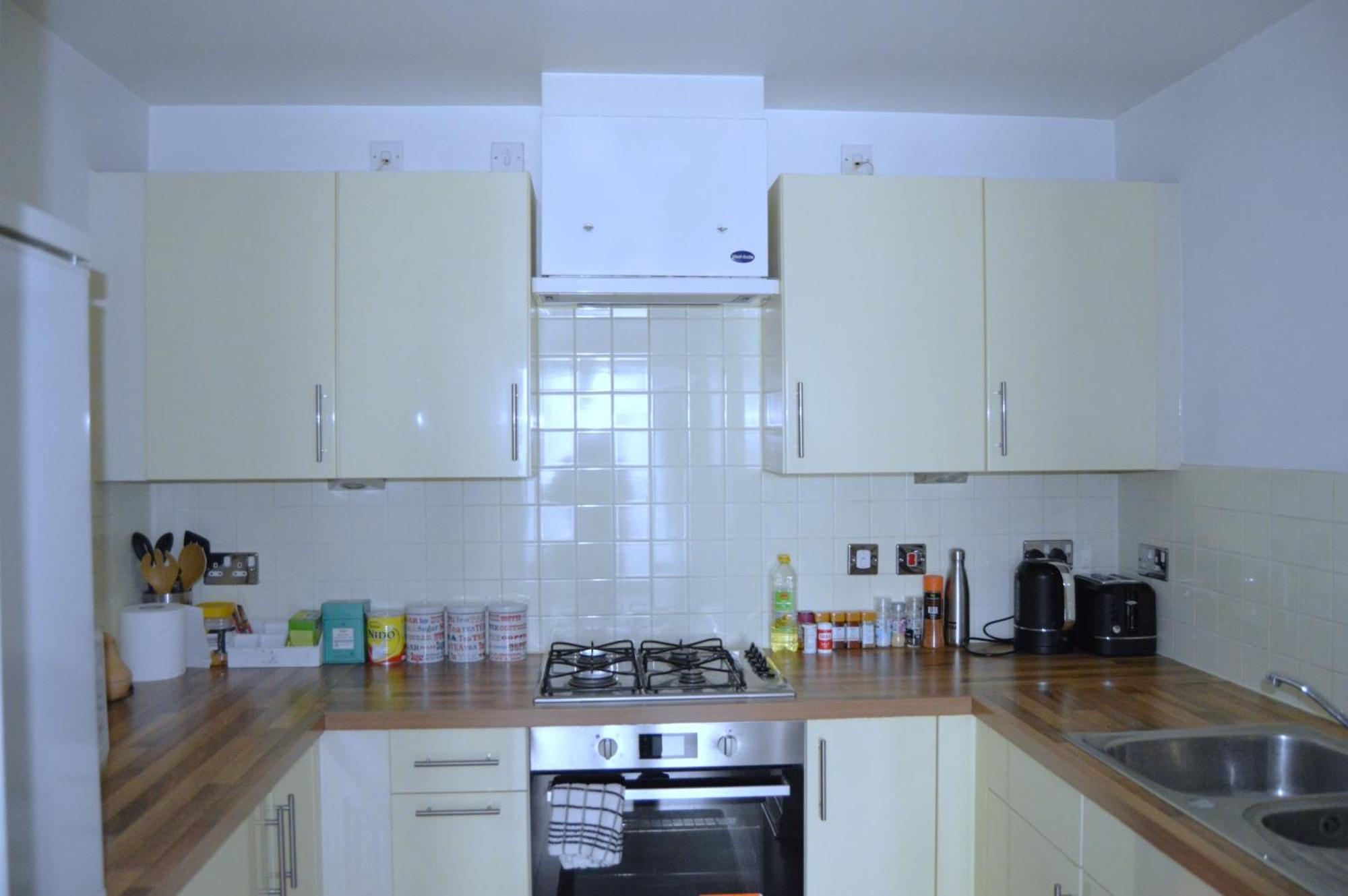 Entire Apartment Next To Canary Wharf In London Exterior foto